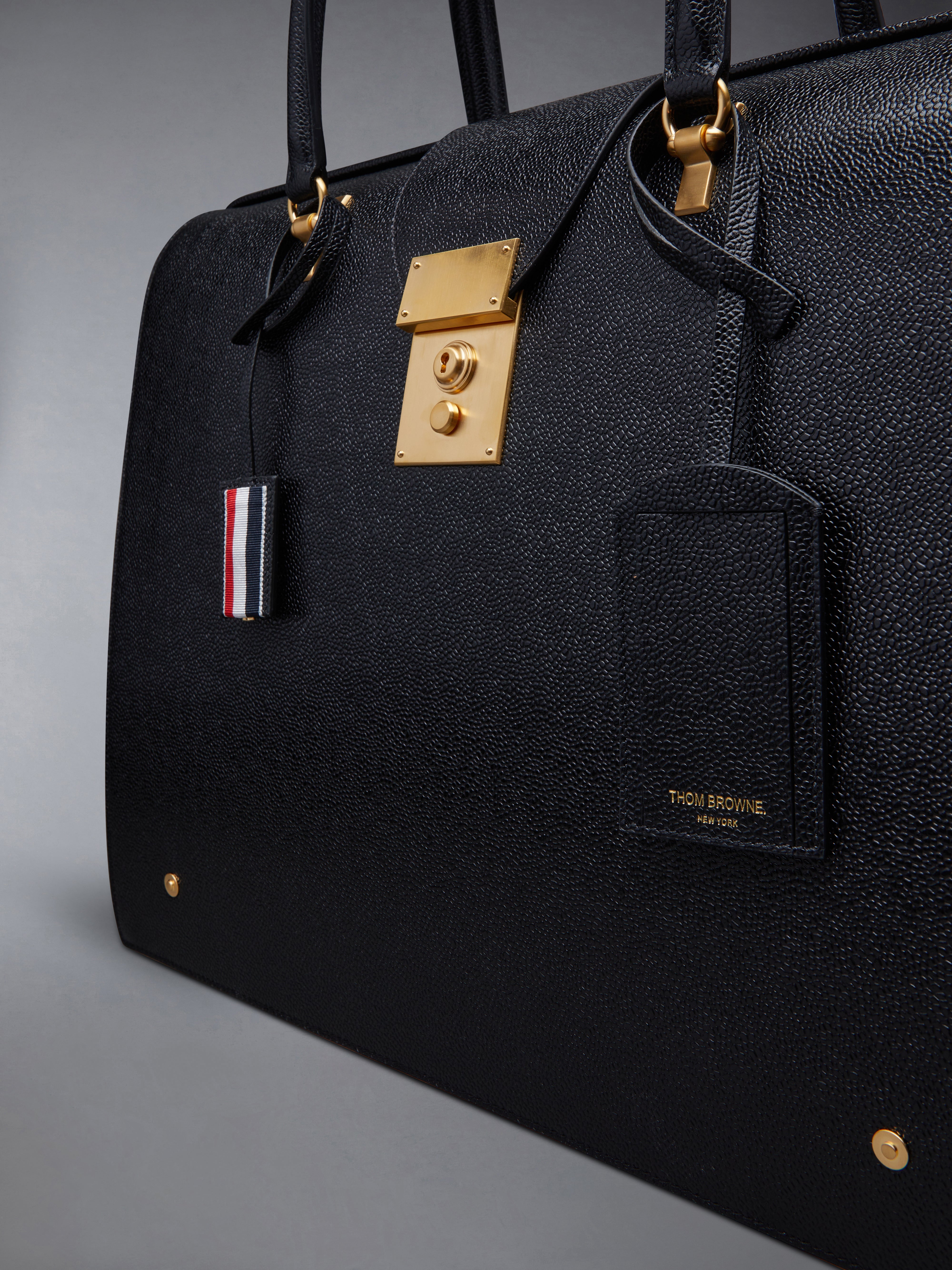 ペブルグレイン MR. THOM バッグ | Thom Browne