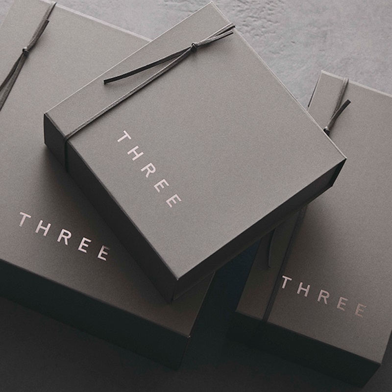 THREE アドバンスドエシリアルスムースオペレーター ルースパウダー