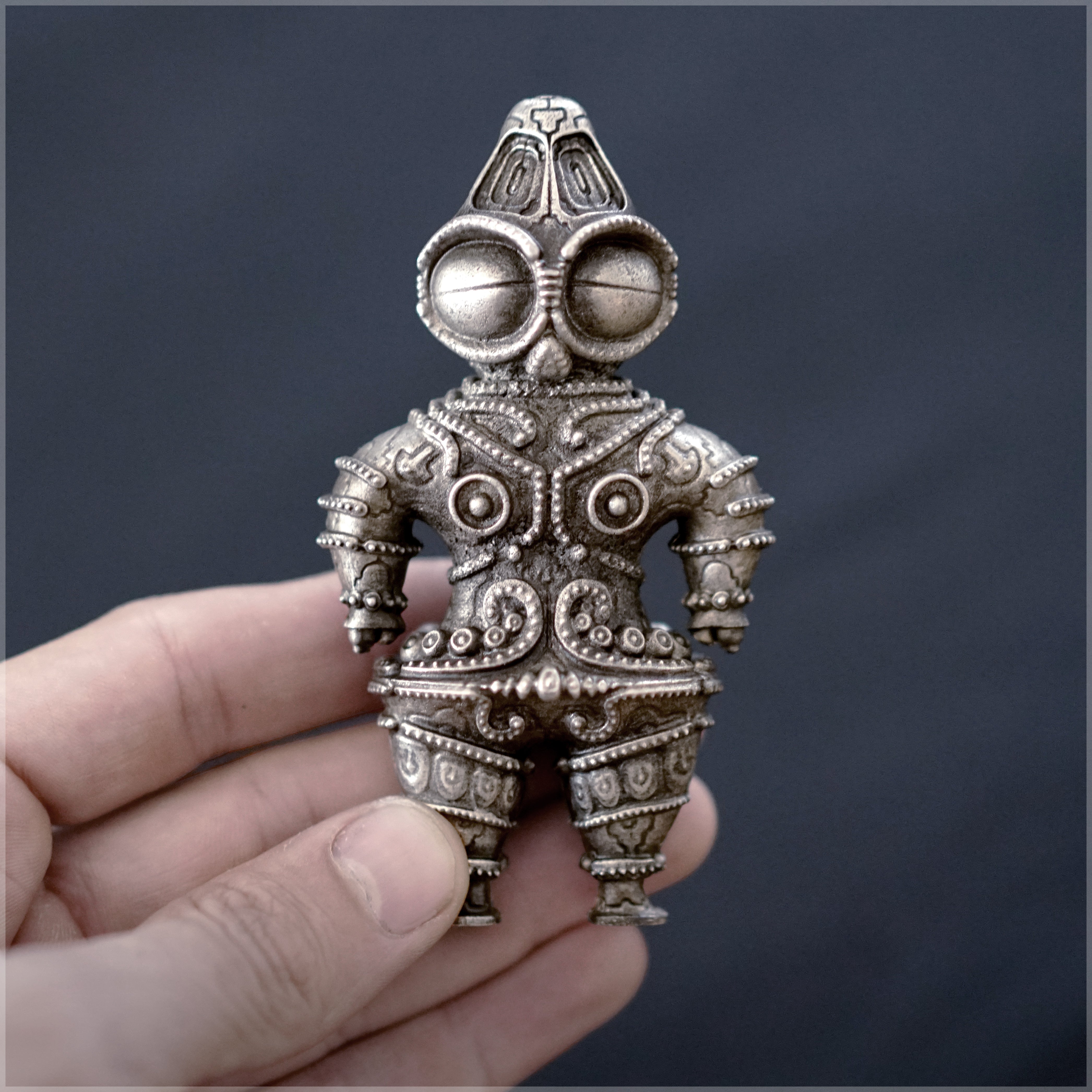 Skakoki Dogu Sculpture - Pewter Cast by Ben Ridgway - Threyda Art