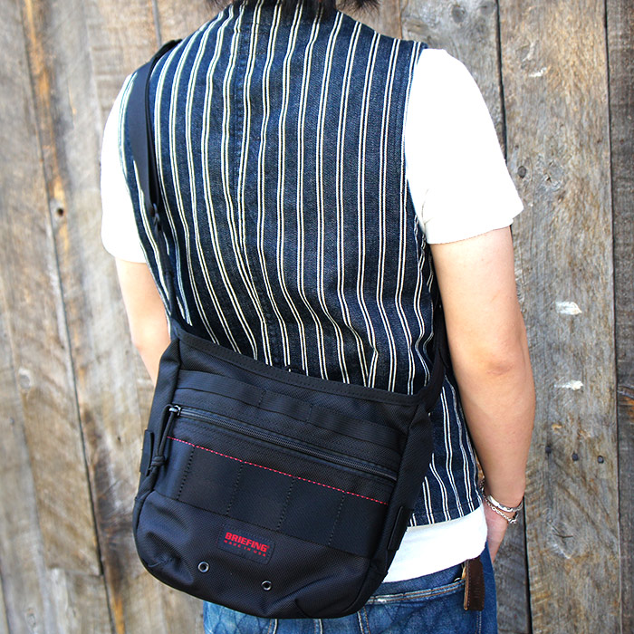 BRIEFING（ブリーフィング）DAY TRIPPER 