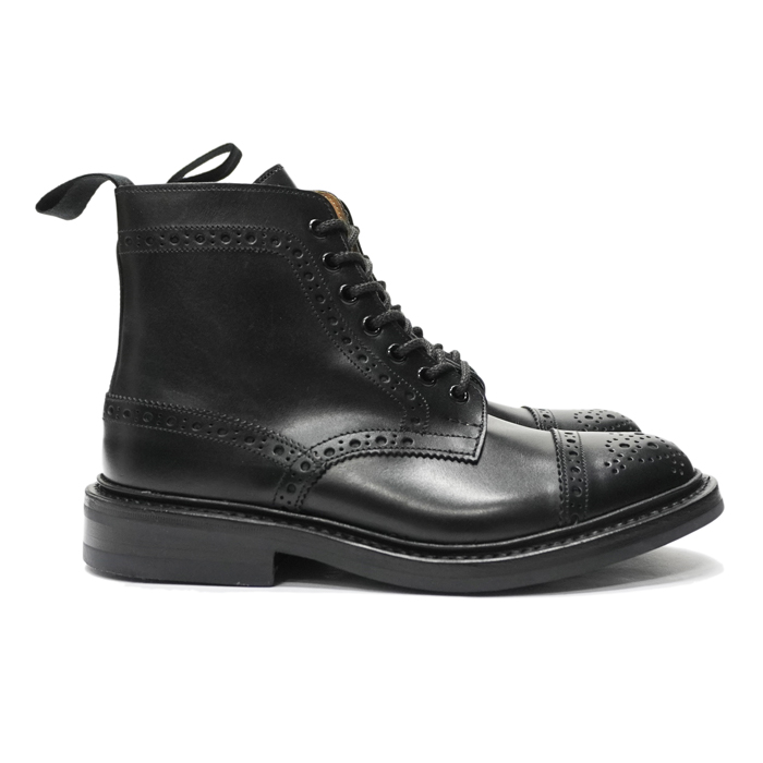 Tricker's（トリッカーズ）キャップトゥブローグブーツ（ダイナイト