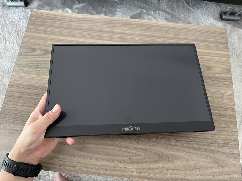 InnoView 15.6インチ タッチ対応モバイルモニター』レビュー、10点