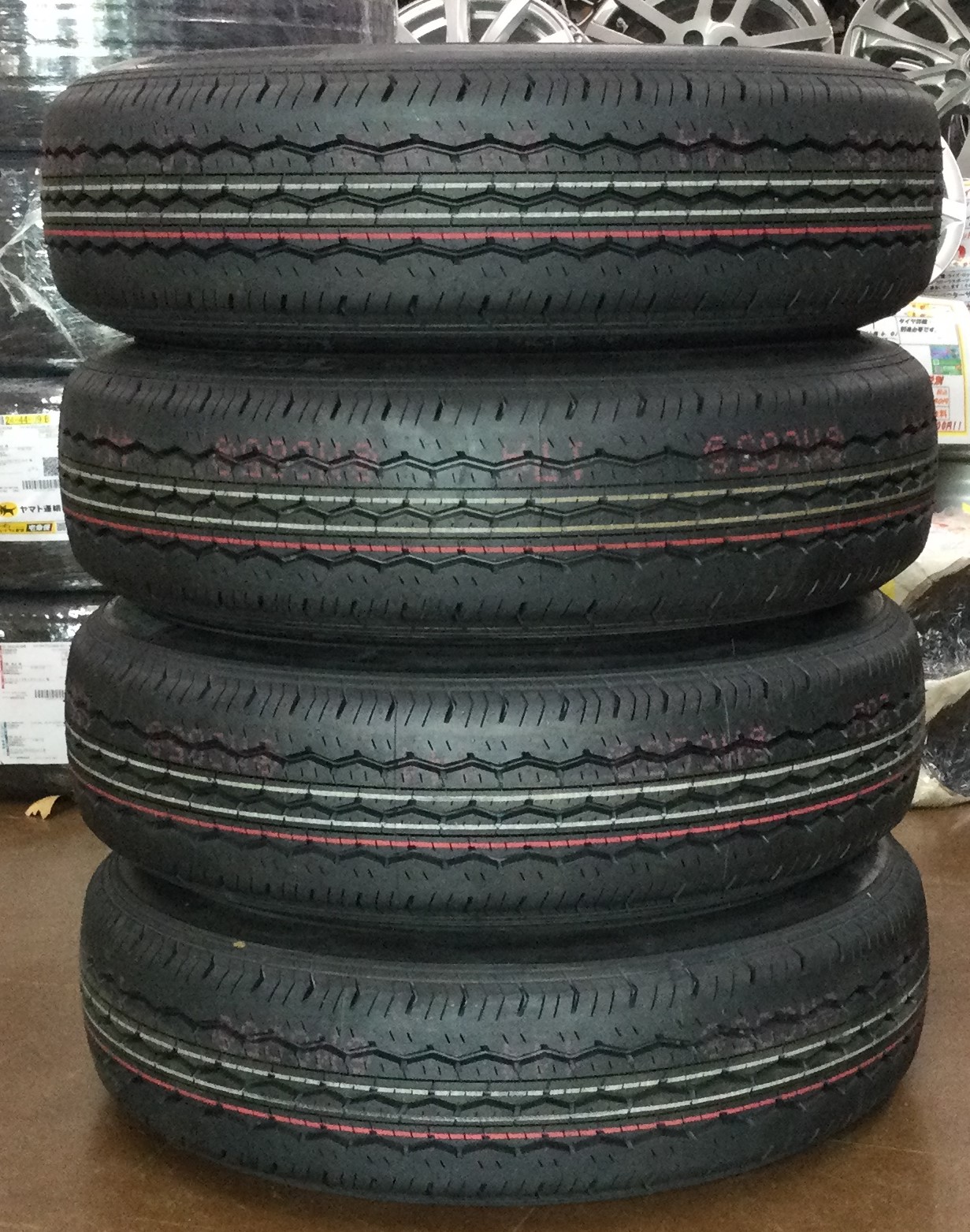 alt2694 中古 トヨタ 200系 ハイエース純正 15インチ スチールホイール