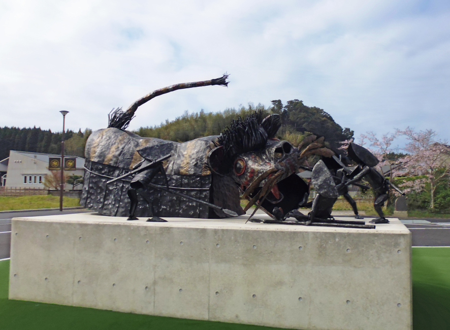 市来駅前 七夕踊り「つくいもん」モニュメント | 株式会社鎚絵