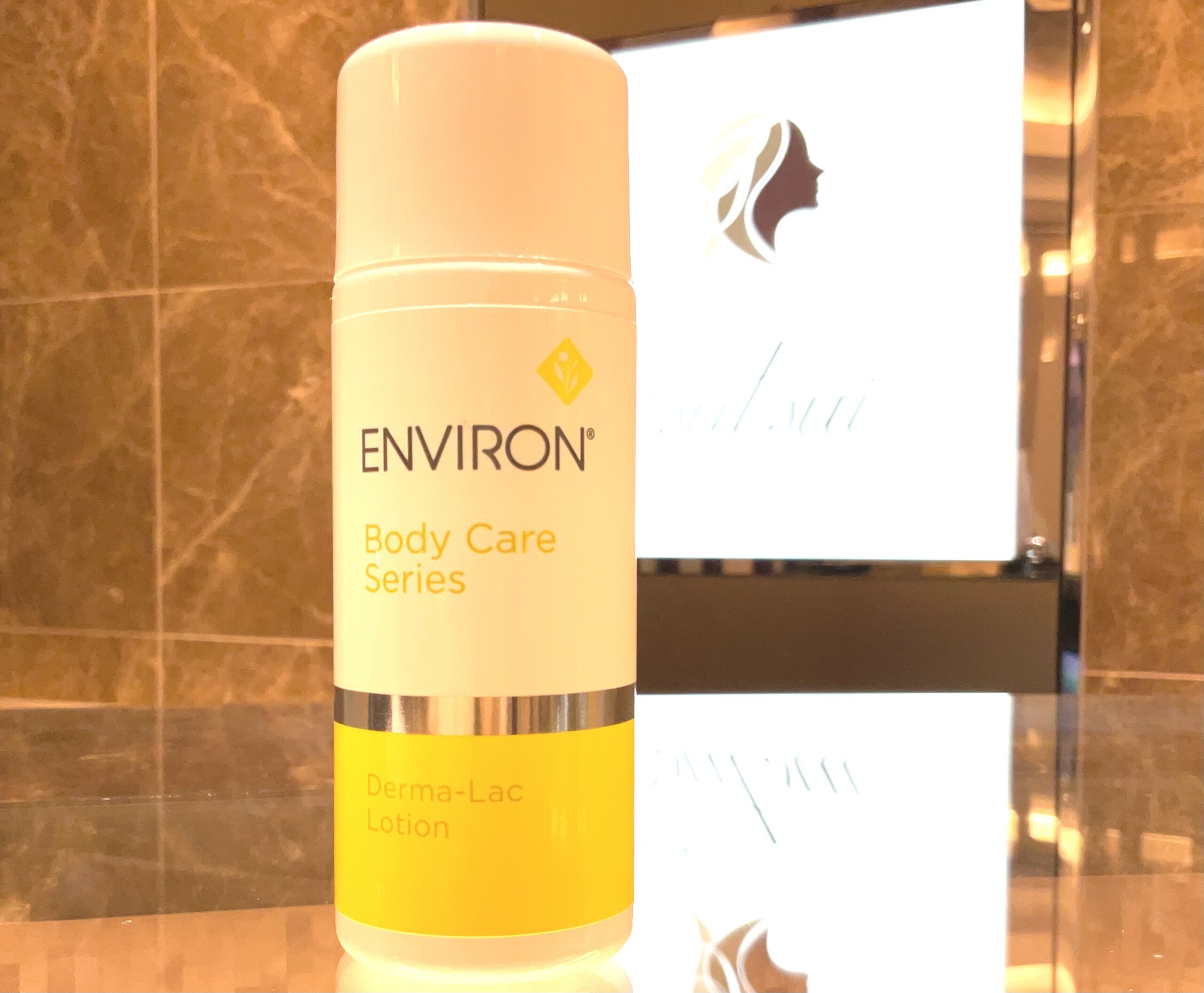 ダーマラックローションの正しい使い方と最強の組み合わせアイテムを