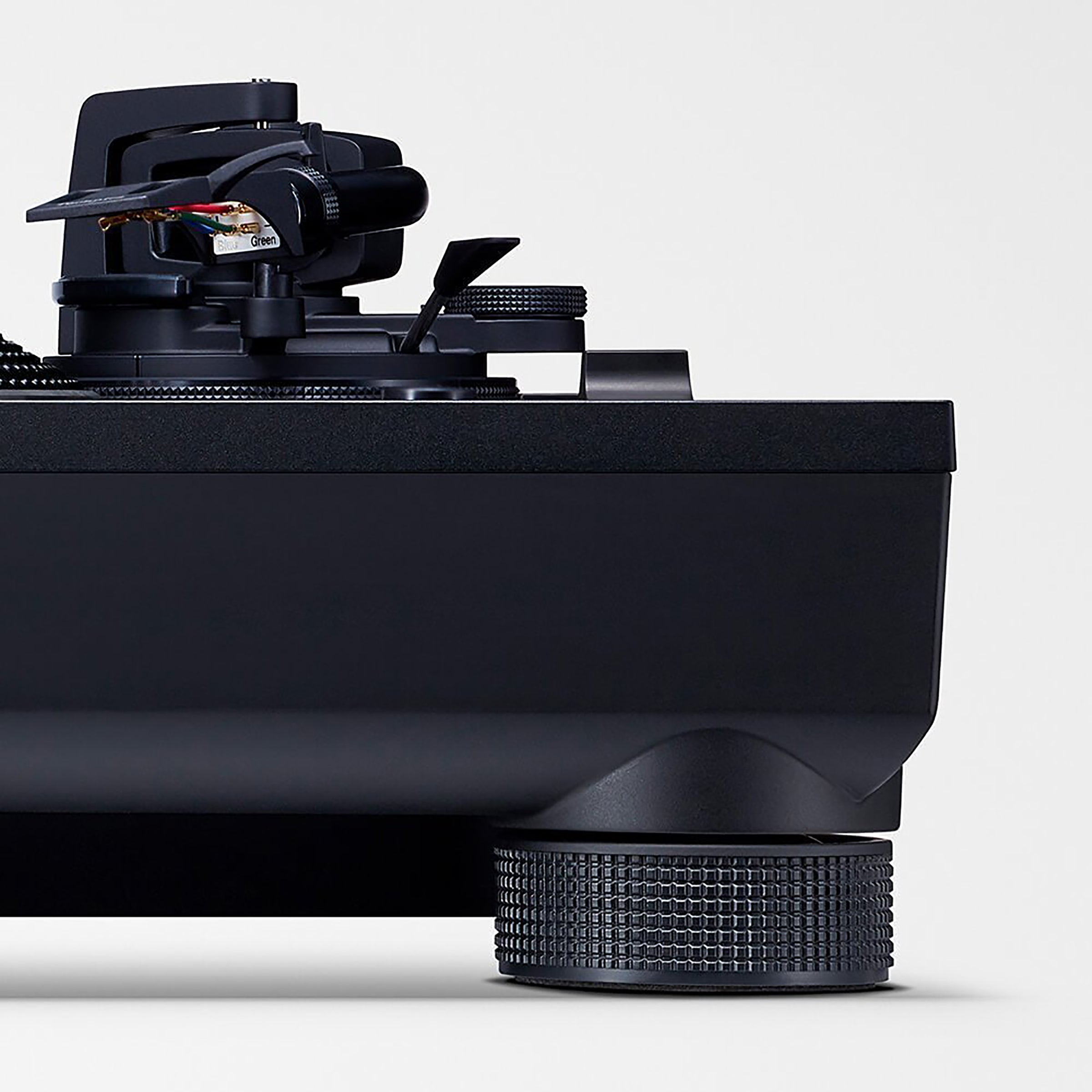 Technics: SL-1200MK7 Turntable - Black – TurntableLab.com