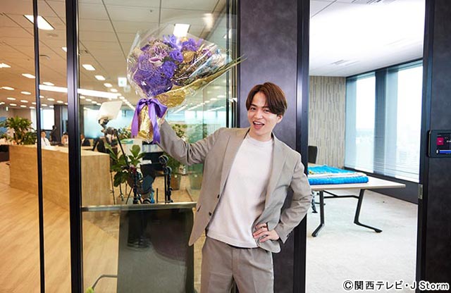 ウソ婚」菊池風磨、長濱ねるらがクランクアップ。今夜いよいよ最終回