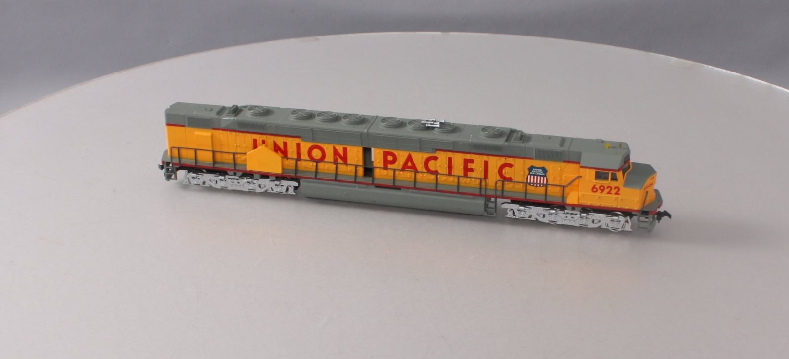 Bachmann 724 HO Union Pacific The Centennial DD40X Diesel