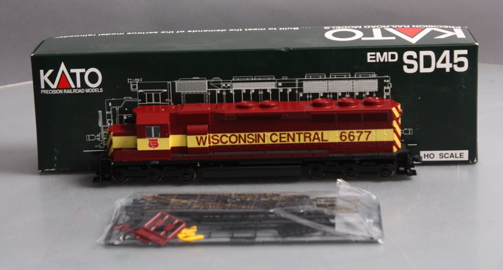 Kato 37-1744 HO Wisconsin Central SD45 Diesel Locomotive #6677