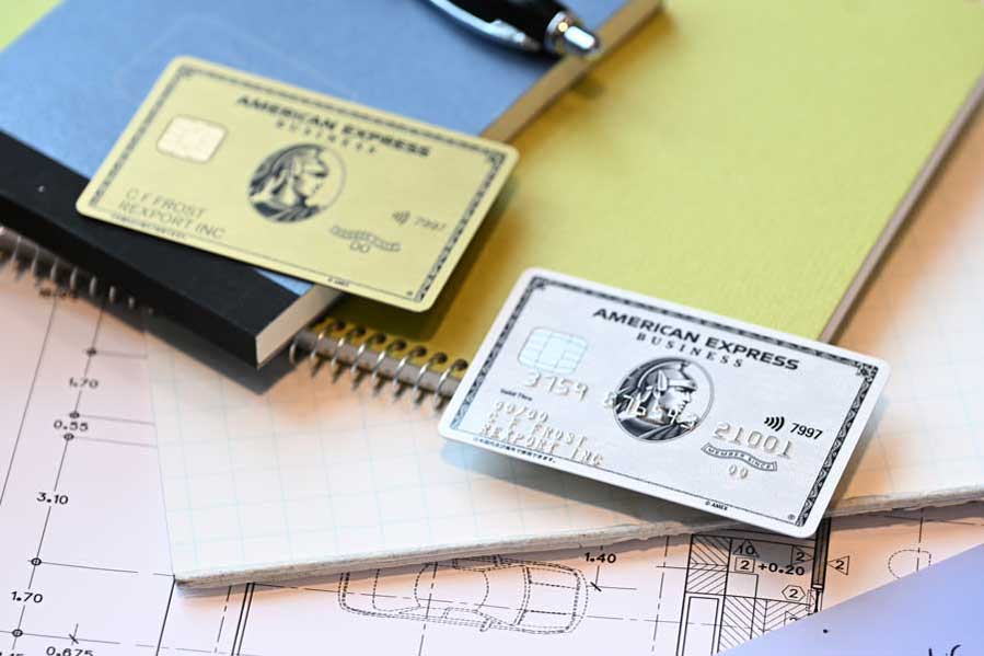 アメックス、「ビジネス・ゴールド・カード」を刷新 最大99枚の追加