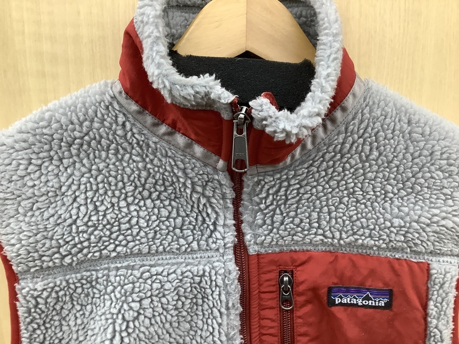 patagonia(パタゴニア）レトロXベスト グレー×レッド 買取入荷致しまし