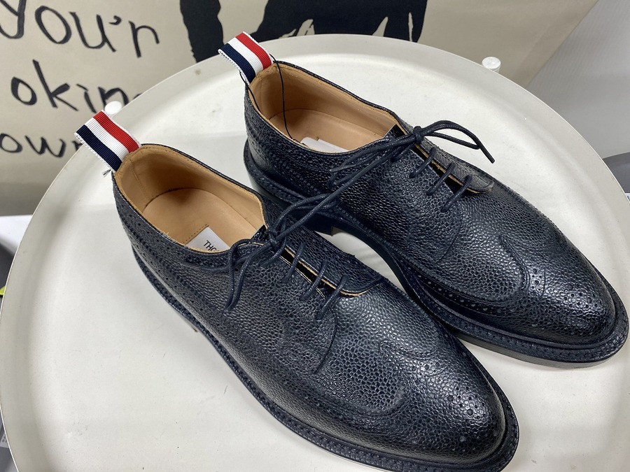 足元にも品を♪】Thom Browne(トムブラウン)のウィングチップシューズ