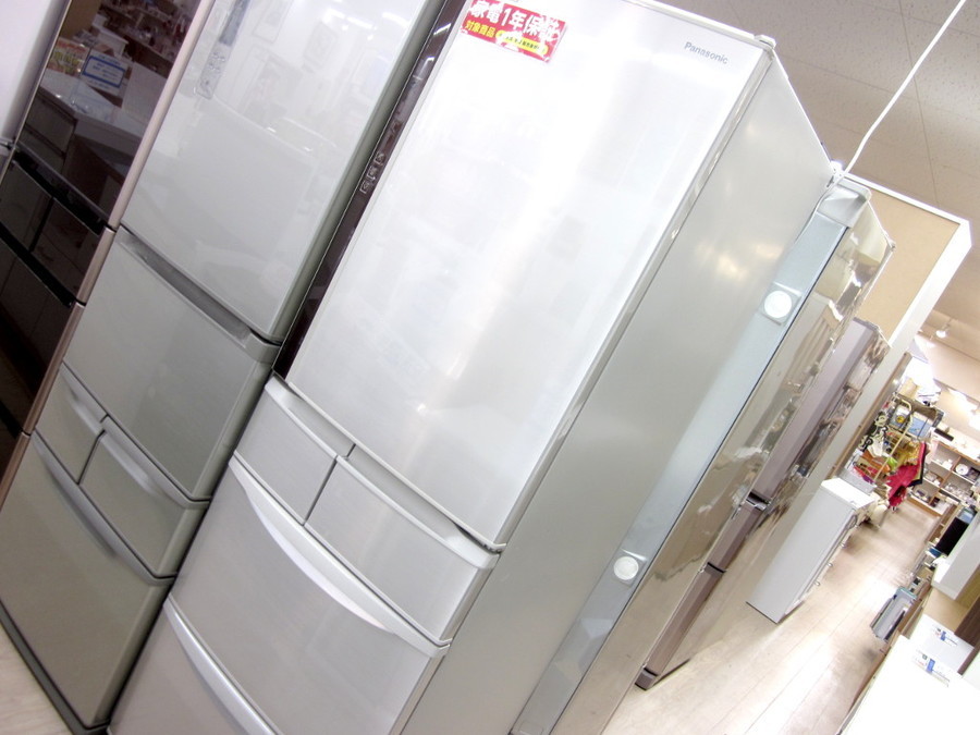 Panasonic(パナソニック)の411L 5ドア冷蔵庫 2016年製「NR-E431V-N