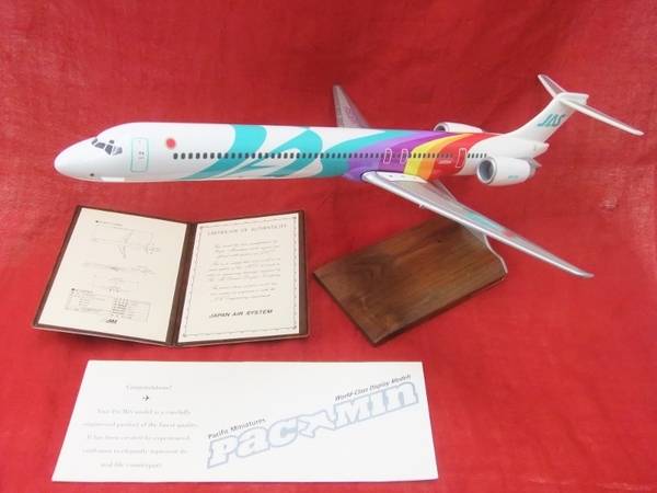 1/100スケール PACMIN 飛行機模型 MD-90 JA8064 黒澤塗装 1号機 買取
