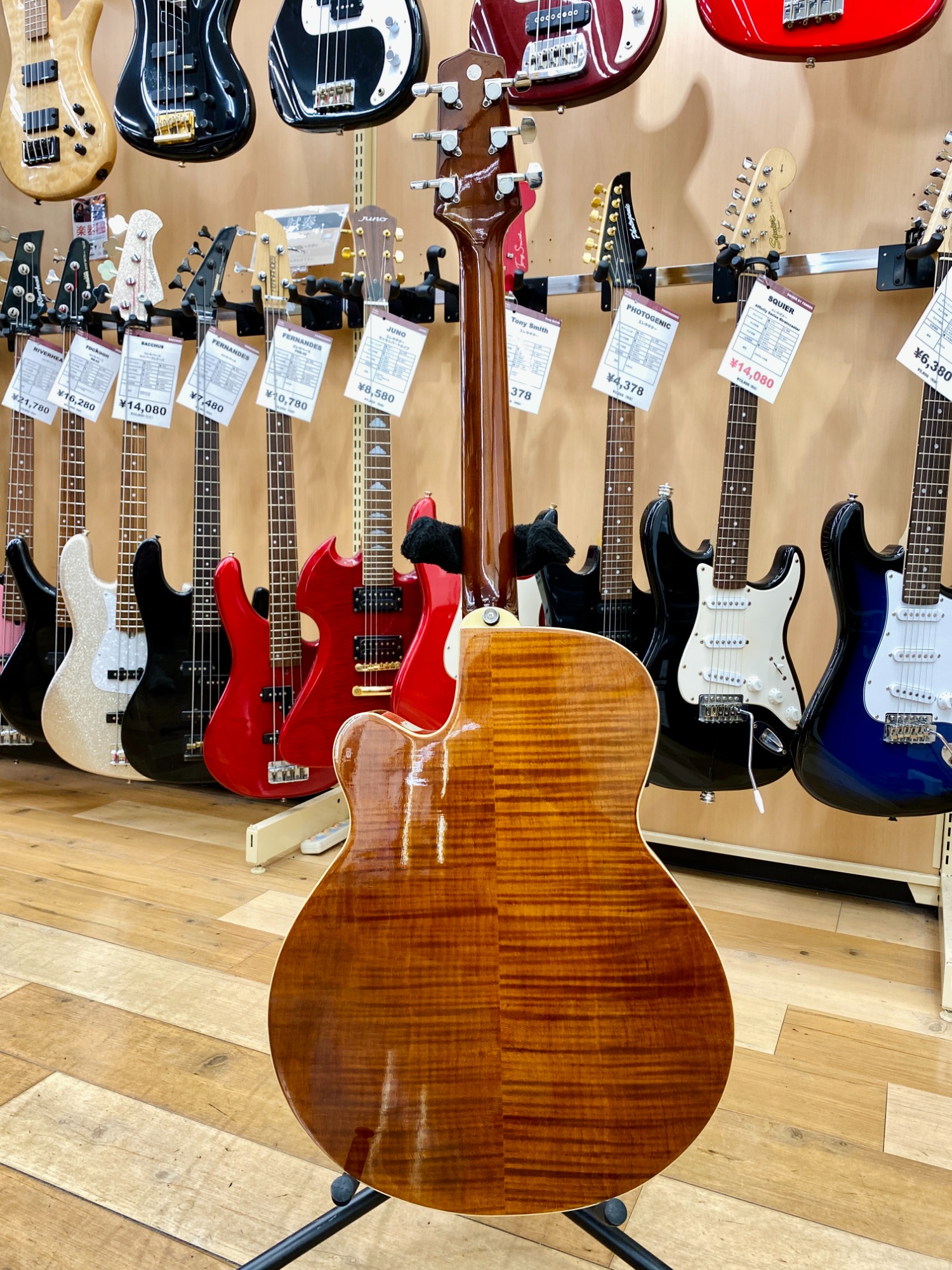 Takamineの廉価ブランド Cooder by Takamineからエレアコ TCP-450 買取