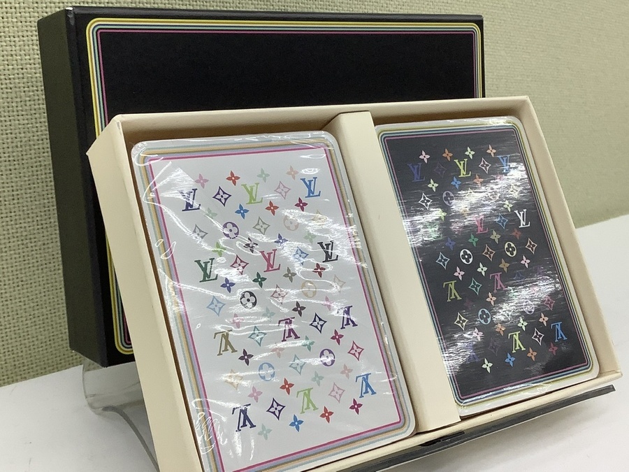 LOUIS VUITTON/ルイヴィトン】ノベルティトランプ モノグラム・マルチ