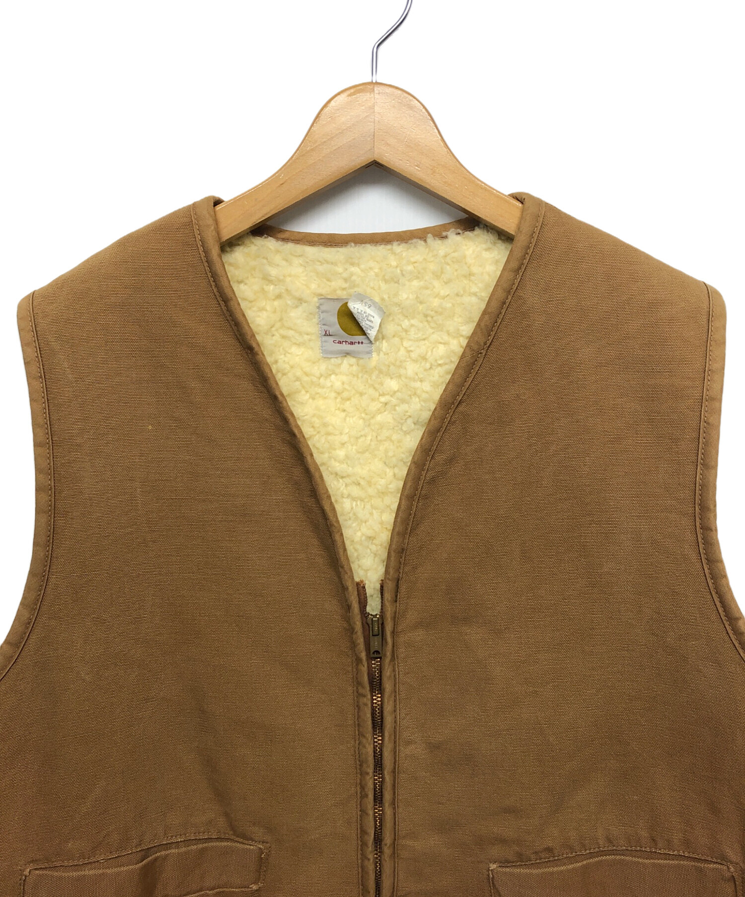 中古・古着通販】CarHartt (カーハート) ボアダックベスト ブラウン