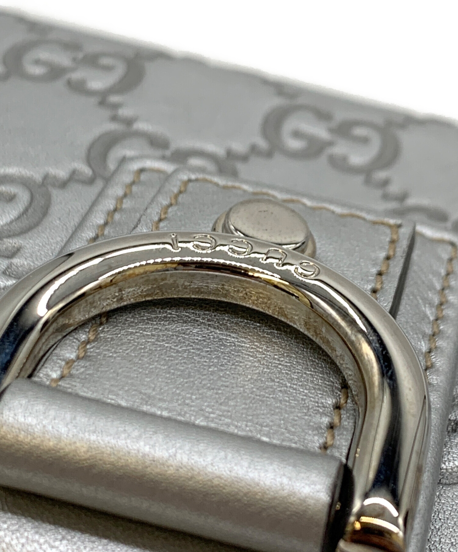 中古・古着通販】GUCCI (グッチ) 2つ折り財布 シルバー｜ブランド