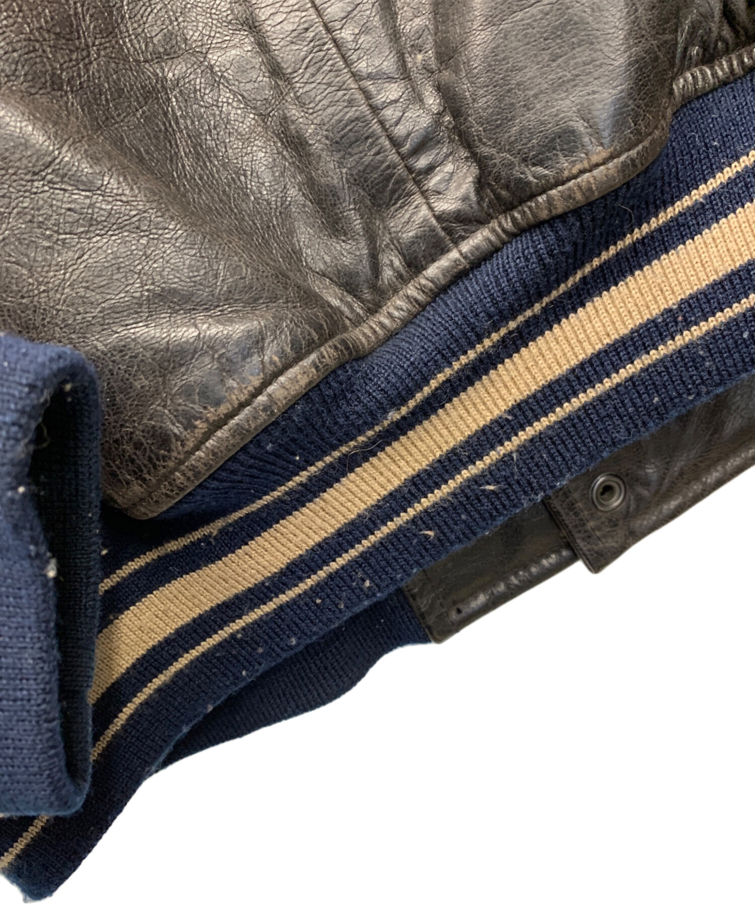 中古・古着通販】AVIREX (アヴィレックス) スタジャン ブラック