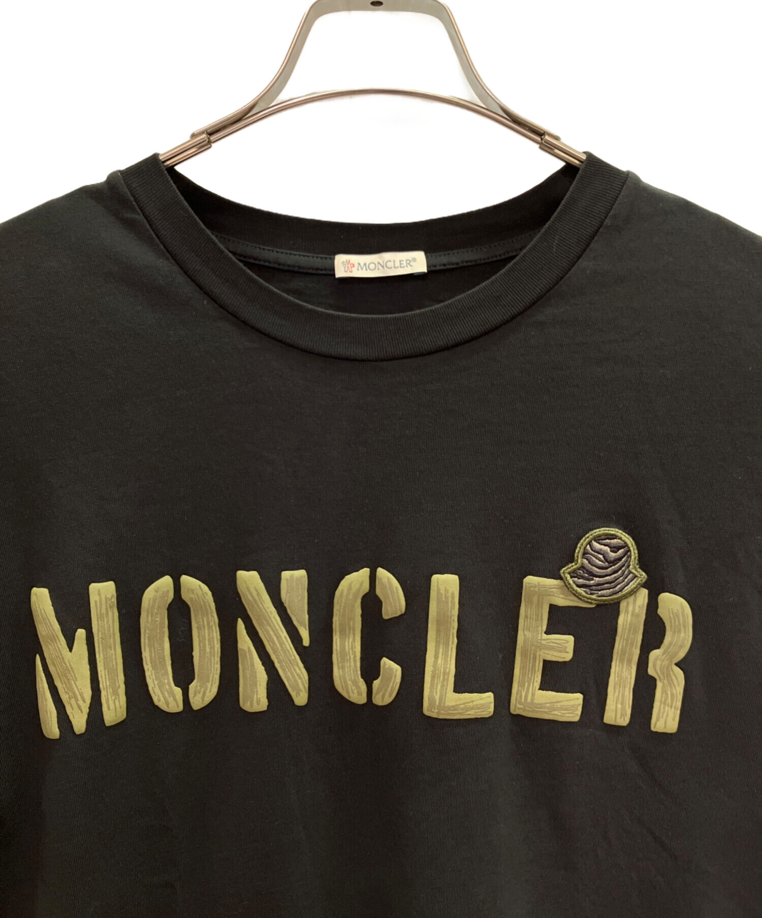 中古・古着通販】MONCLER (モンクレール) ラバーロゴ Tシャツ ブラック