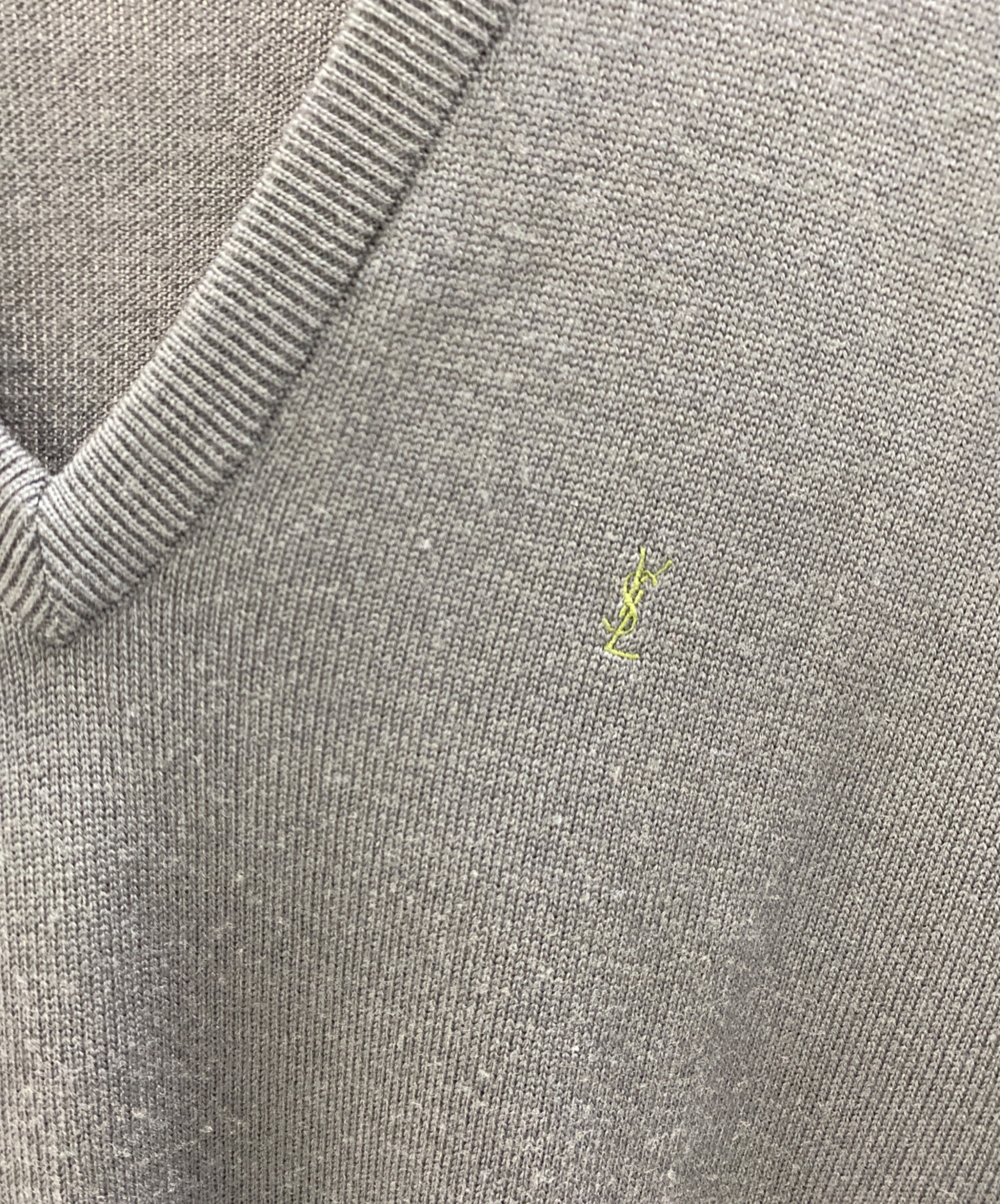 中古・古着通販】Yves Saint Laurent (イヴサンローラン) Vネック