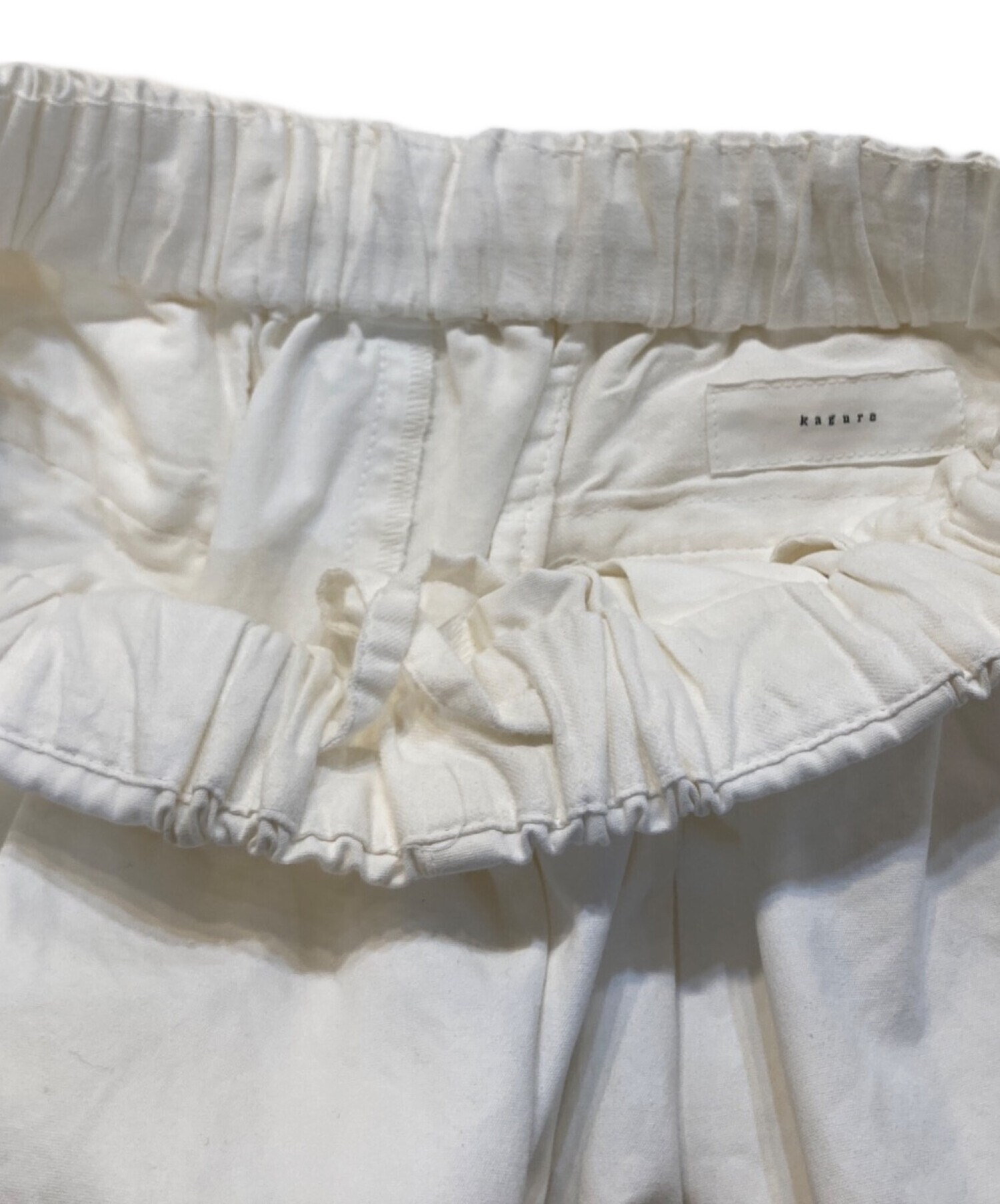 中古・古着通販】かぐれ (カグレ) コットンクロップドパンツ ホワイト