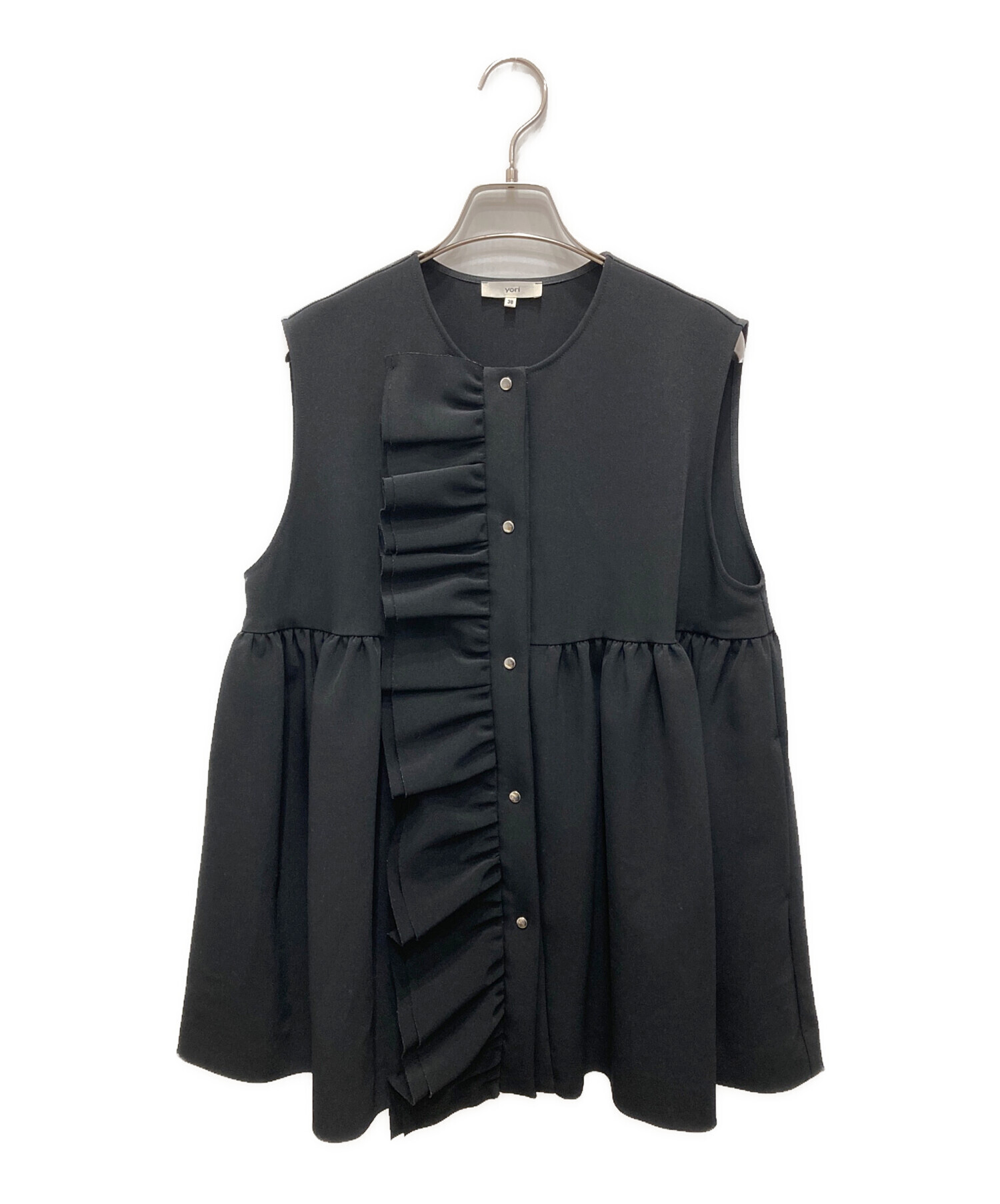 中古・古着通販】yori (ヨリ) ダブルクロスフリルジレ ブラック サイズ