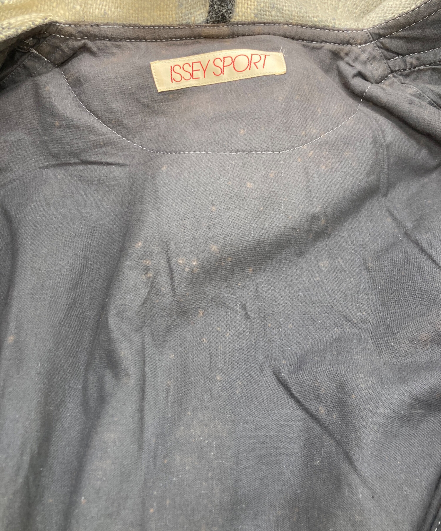 ダッフルコート イッセイミヤケ ベージュ サイズ9 キルティング 古着