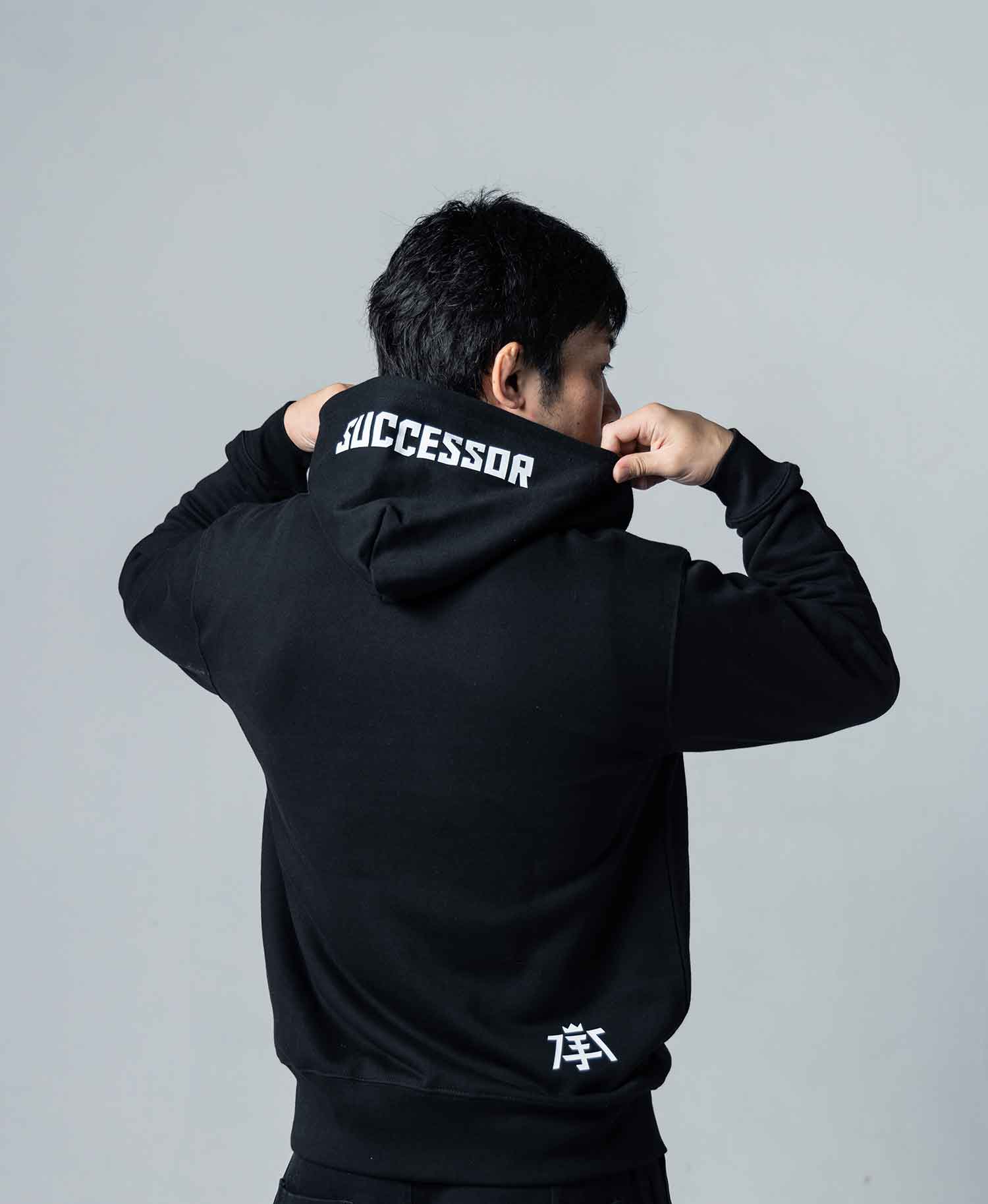 YUTAKA SAITO SUCCESSOR PULLOVER HOODIE／斎藤裕 サクセサー（伝承者