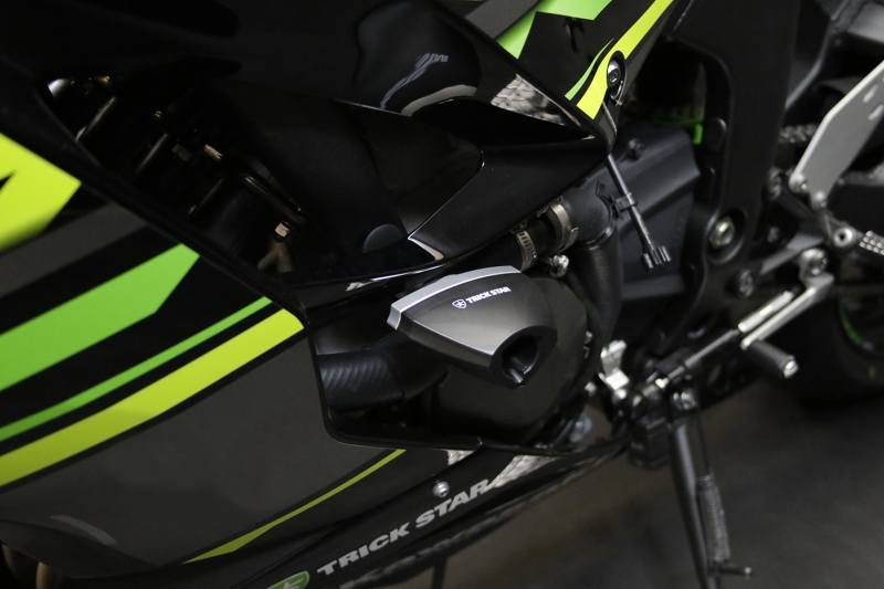 トリックスター / Ninja ZX-6R(19-22) フレームスライダー STD / TYPE