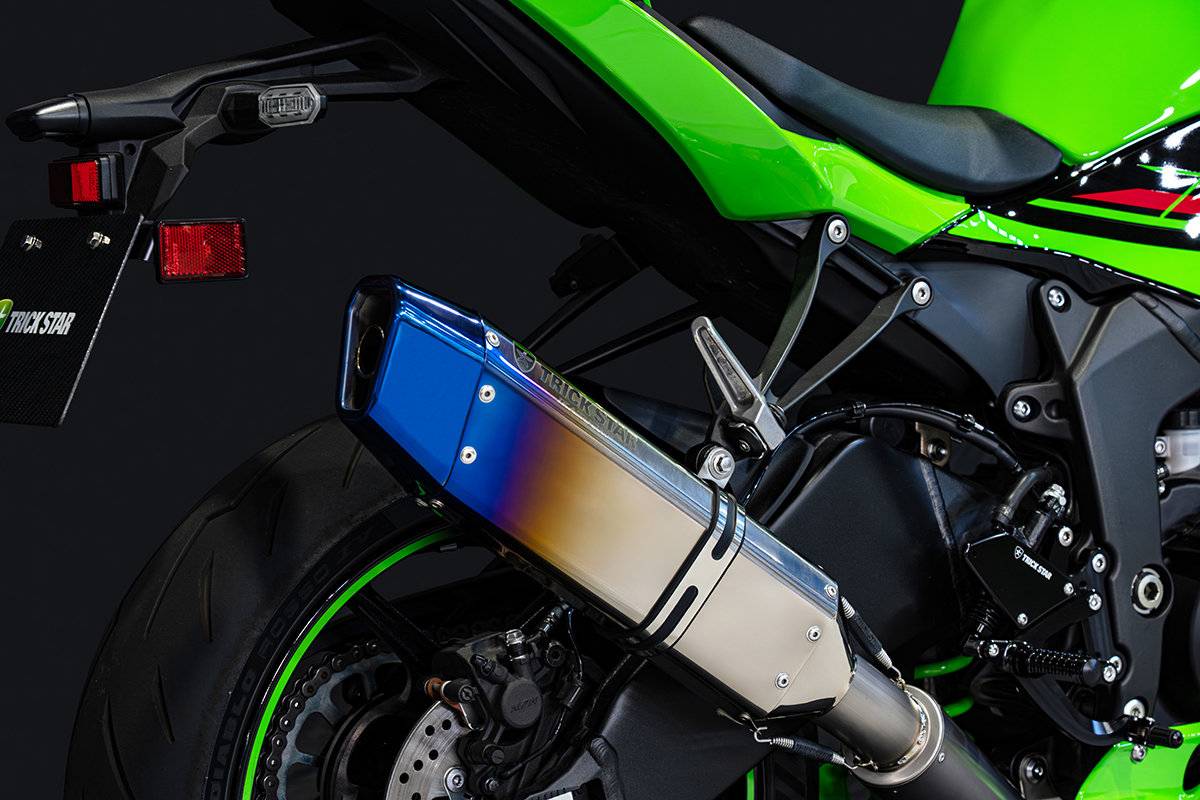 トリックスター / Ninja ZX-6R(24-26)政府認証フルエキゾースト