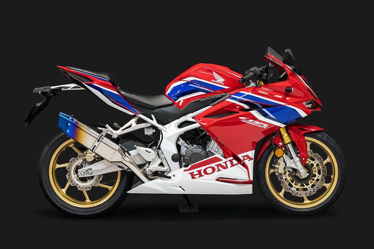 トリックスター / CBR250RR(17-20/8)(20/9-22)政府認証フル