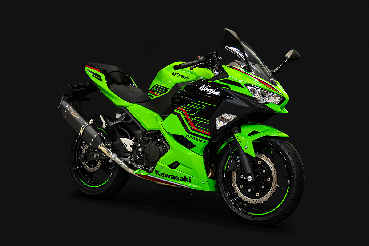 新製品情報】Ninja250 (2023) 政府認証フルエキゾーストマフラー