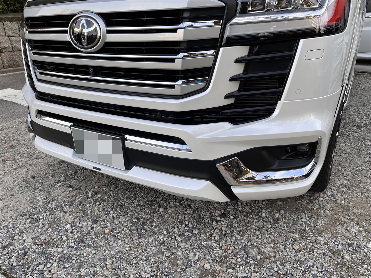 トヨタ ランドクルーザー ZXのカスタムエアロパーツ – 広島のカー