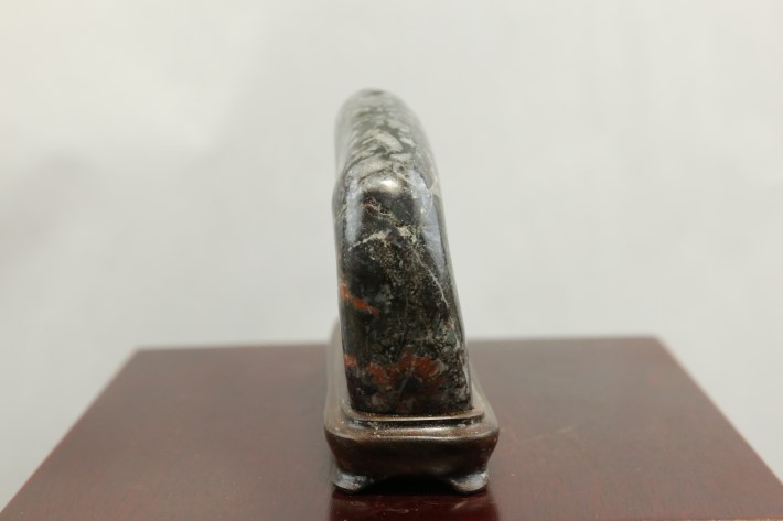 あ*げ様 根尾川産 六華 菊花石 小菊明瞭 台座・共箱付 鑑賞石 盆石 紋