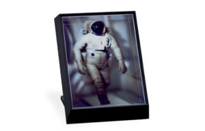 Looking Glass (Go/16/27) | 3D表示 光線再生型ディスプレイ (4k/5k/8k