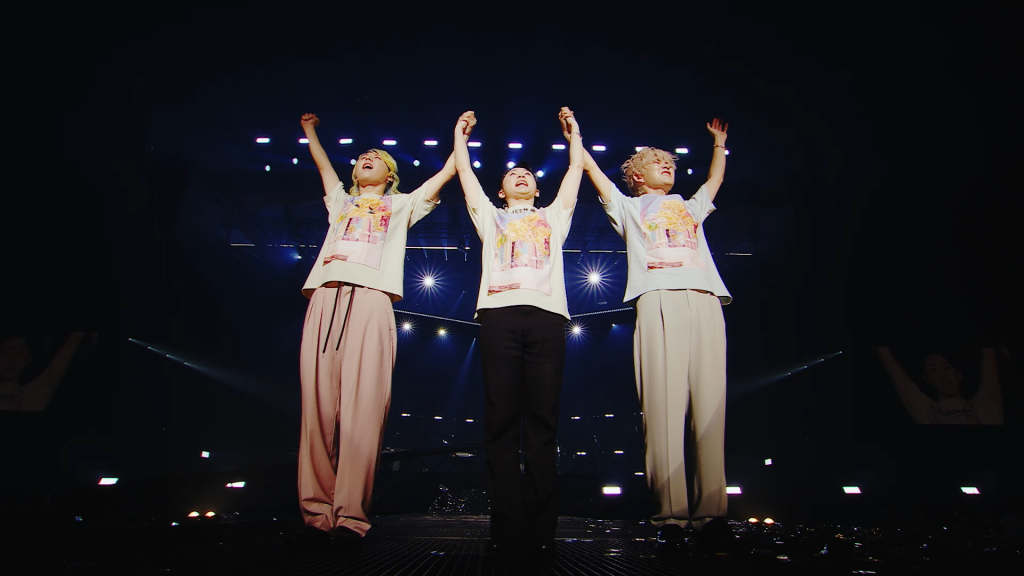 一夜限りの復活ライブを完全収録した映像作品、 LIVE Blu-ray / DVD