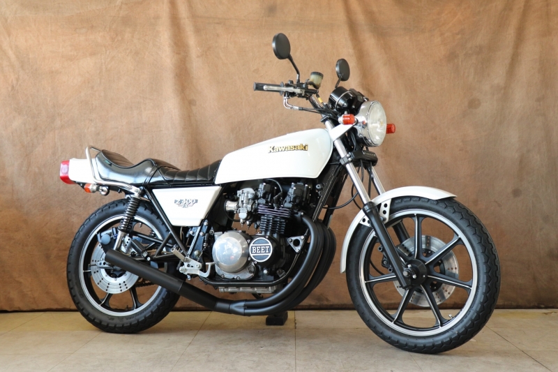 Z400FX(E1) パールホワイトのFX｜SOLD OUT｜旧車・絶版バイクならウエマツ