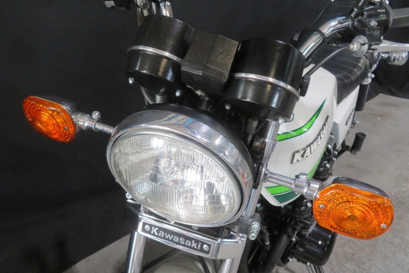 Z500 白虹カスタムカラー BEETフェンダー トリプルディスク｜SOLD OUT