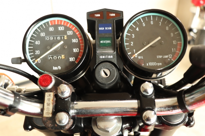 Z400FX(E1) イノウエの「フェックス」赤ソリ｜SOLD OUT｜旧車・絶版