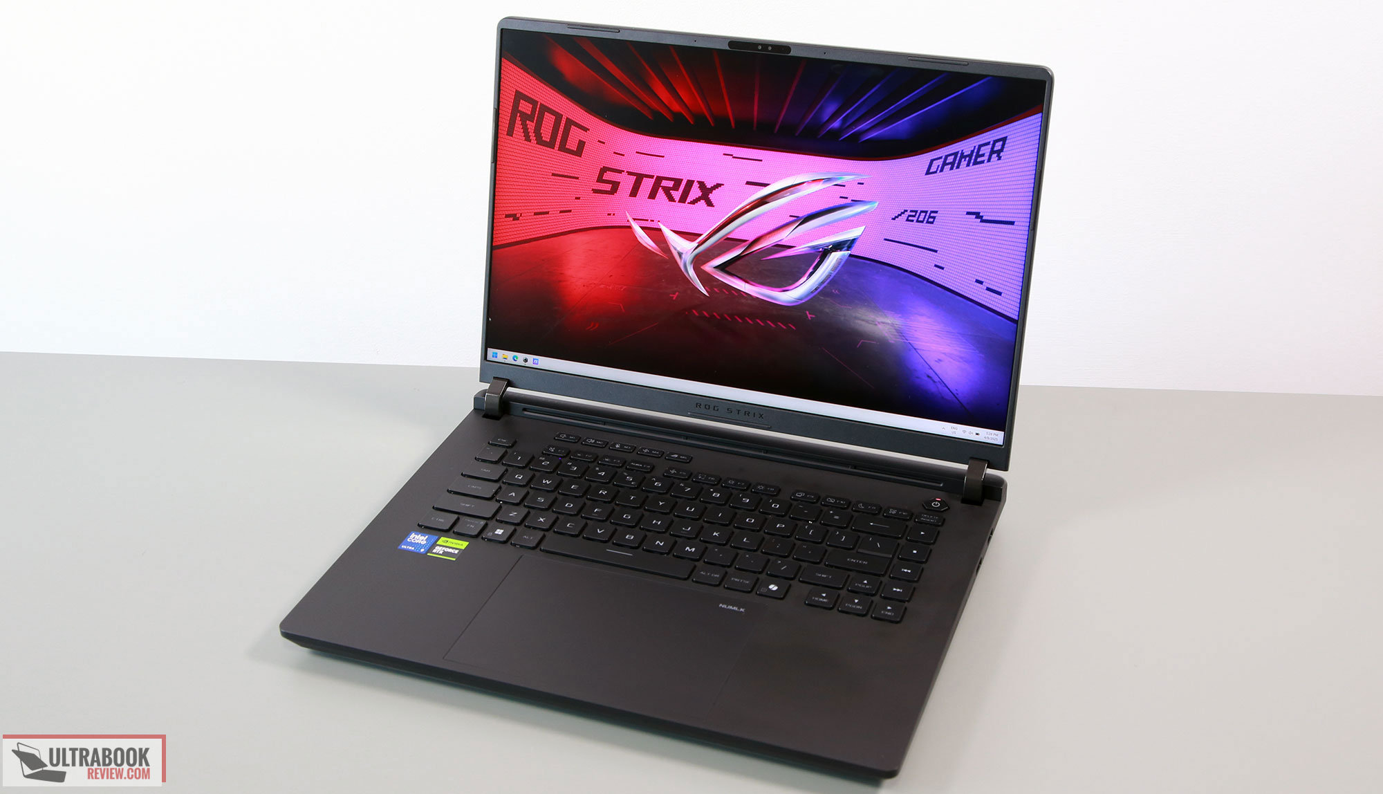 Asus ROG Strix Scar 16 review (G635LW model - RTX 5080, Ultra 9 275HX)