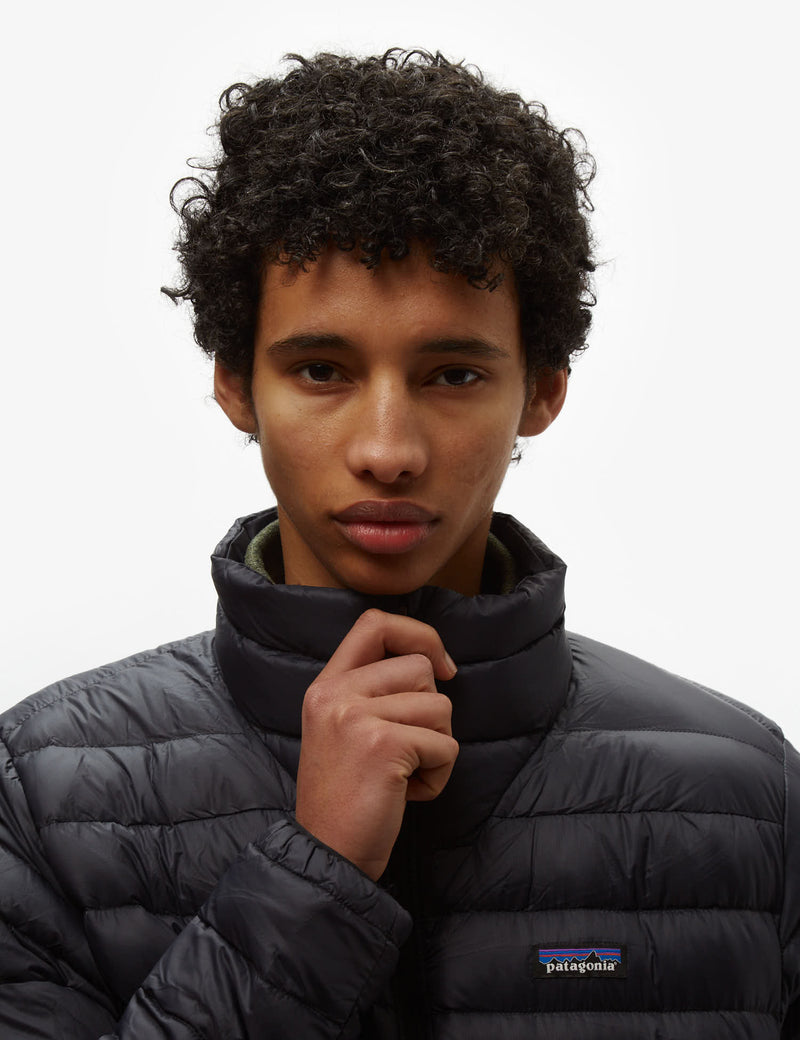 Patagoniaダウン セーター ジャケット - ブラックアーバンエクセス