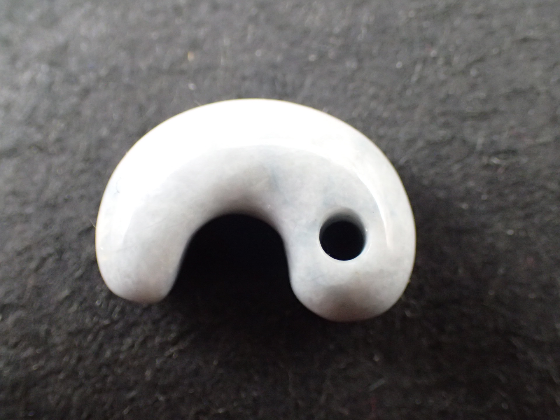 糸魚川翡翠 勾玉 ｜石の販売専門店【vec stone club】