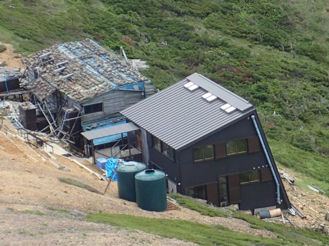 根石岳山荘（山小屋） | ビーナスライン