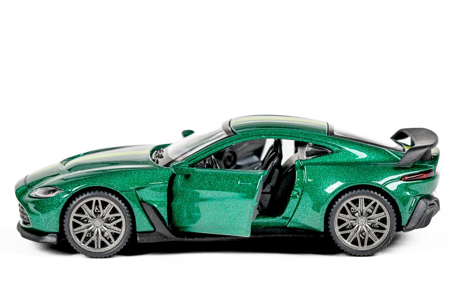 TEC-TOY Aston Martin Vantage 1:43 die-cast, green. - Vestergaard Group