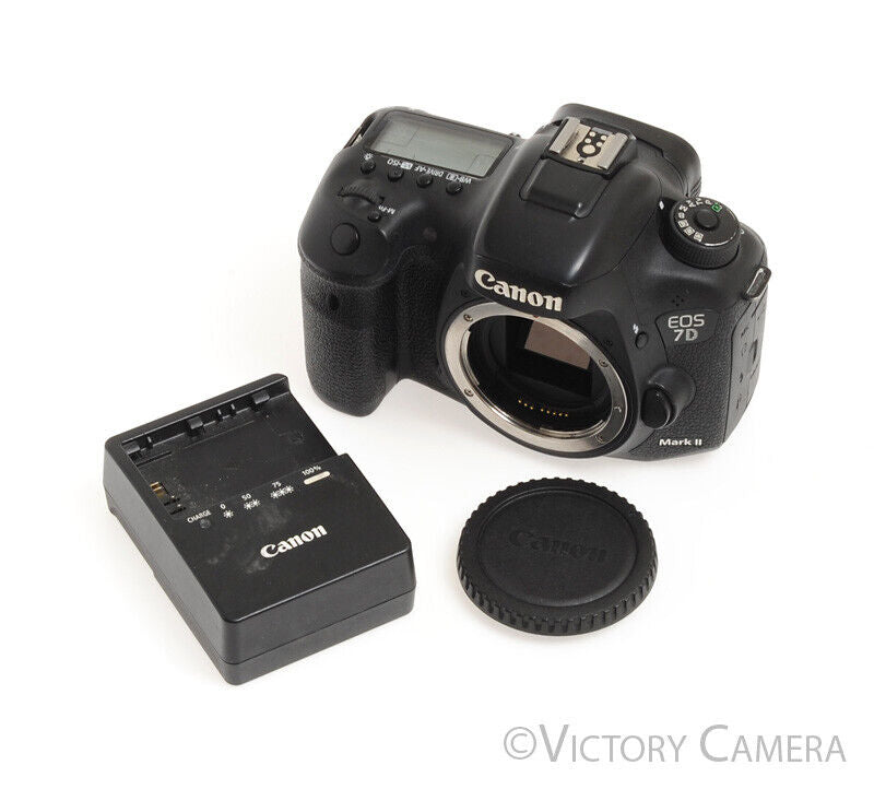 Canon EOS 7D Mark II 20.2MP Digital SLR Camera Body w/ Charger [EXC]