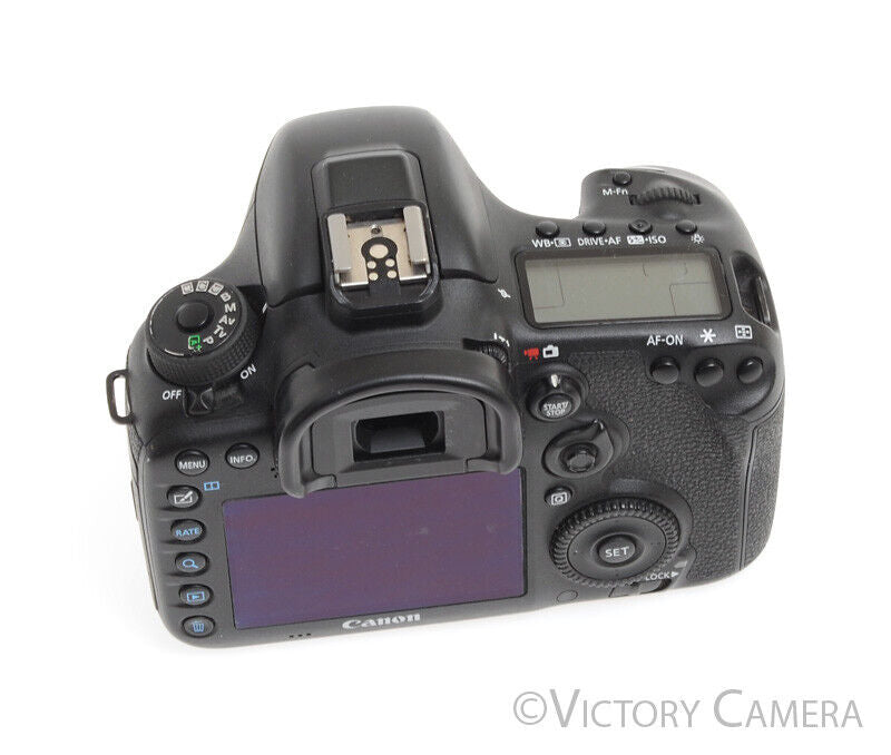 Canon EOS 7D Mark II 20.2MP Digital SLR Camera Body w/ Charger [EXC]