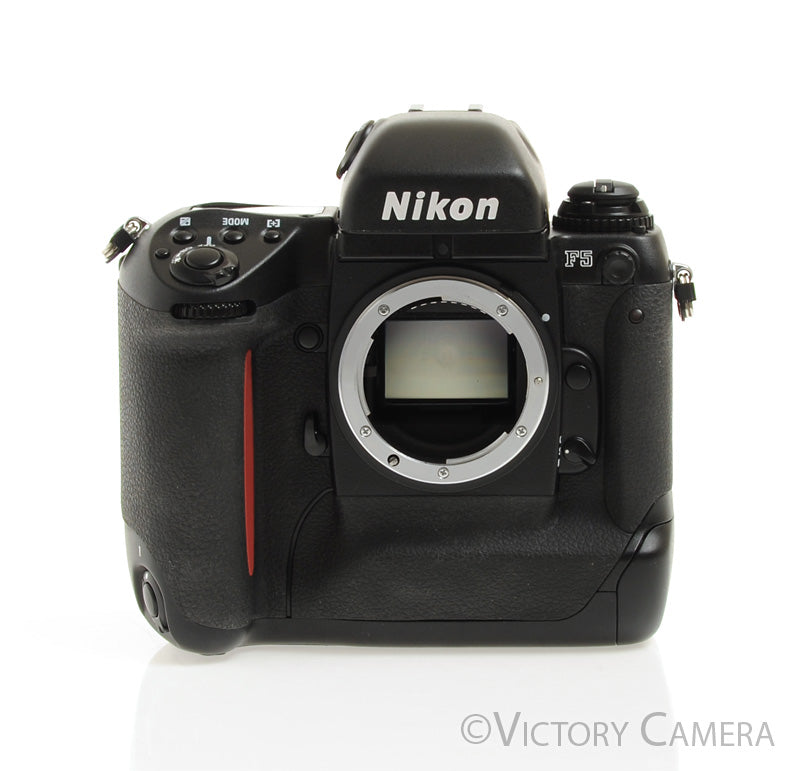Nikon F5 35mm Autofocus Film Camera Body [MINT-]
