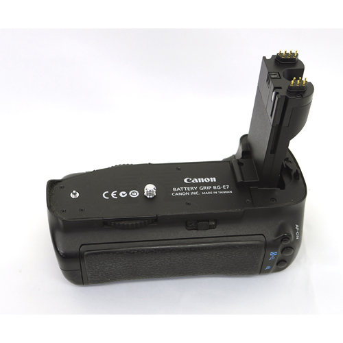 BG-E7 ジャンク品】 Canon EOS 7D対応 バッテリーグリップ ｜ ビデオ
