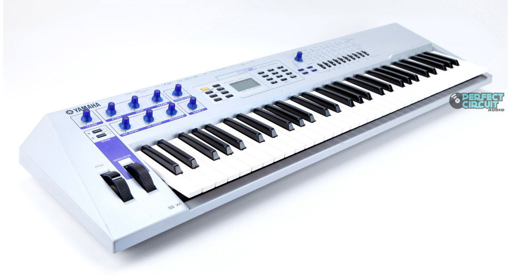 Yamaha CS2x | Vintage Synth Explorer